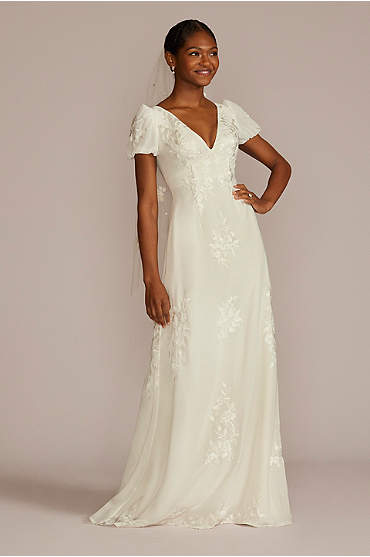 Floral Applique Puff Sleeve V-Neck Wedding Gown